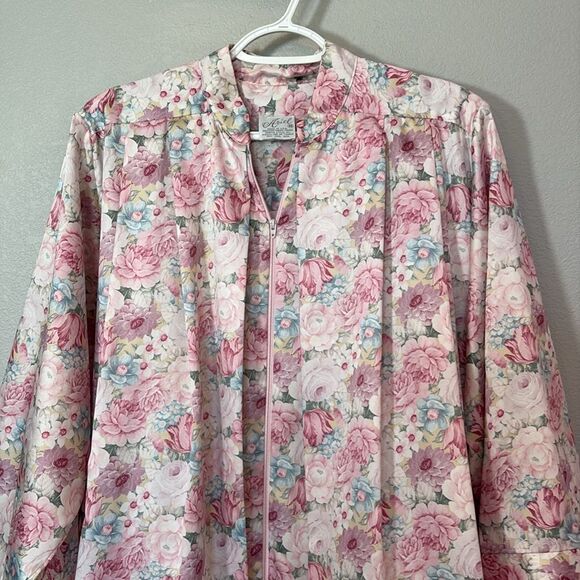 Ariel Vintage Lounger Robe -Medium - Picture 2 of 8